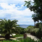 Nova S.r Sea View *