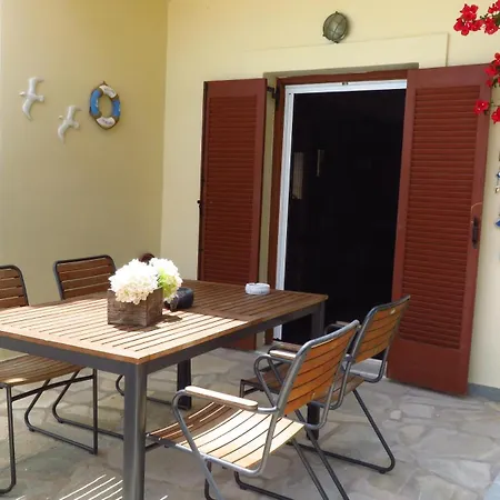 Nova S.r Sea View * Porto Cheli