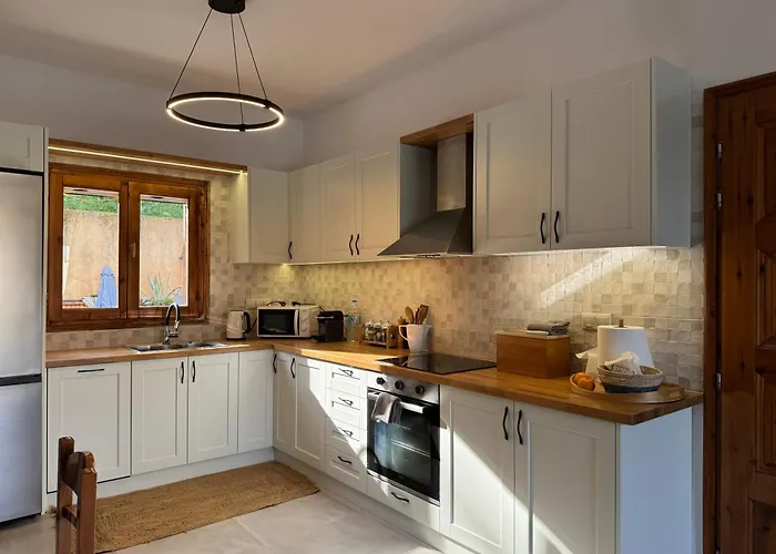 Nova S.r Sea View * Porto Heli